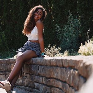 Meet your Posher, Jossell